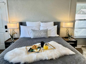 #1 Stadium Suites Close 2 Airport Stadium Beaches